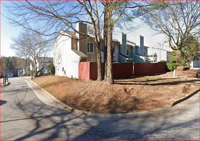 1021-thornwoode-ln-stone-mountain-ga-30083/hzid_01209317