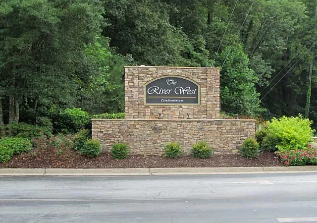 4252-river-green-dr-nw-506-atlanta-ga-30327/hzid_d8357940
