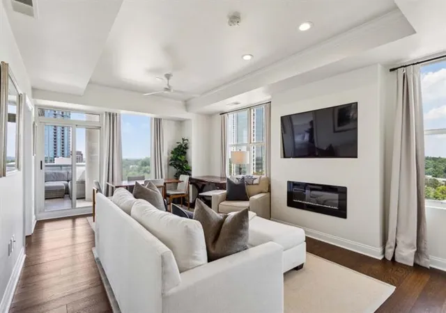 2881-peachtree-rd-ne-1005-atlanta-ga-30305/hzid_abed0803