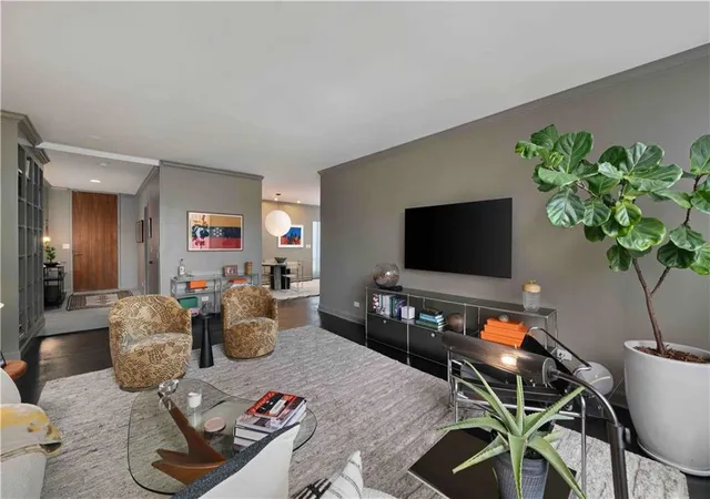2575-peachtree-rd-ne-4h-atlanta-ga-30305/hzid_7279a3e7