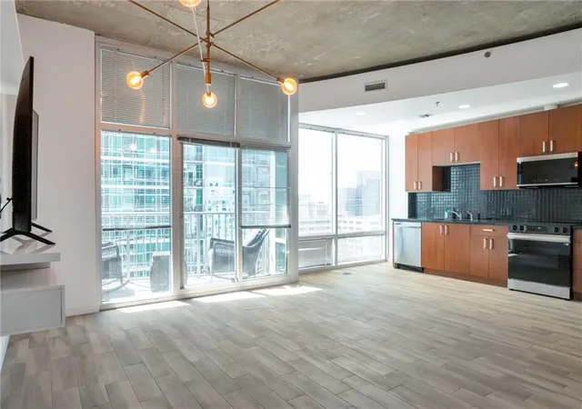 943-peachtree-st-ne-1304-atlanta-ga-30309/hzid_f59401b0