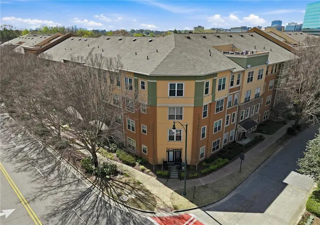 10-perimeter-summit-blvd-ne-4333-atlanta-ga-30319/hzid_5f0e778b