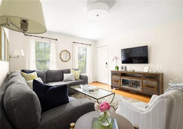1101-collier-rd-nw-r4-atlanta-ga-30318/hzid_974249d8