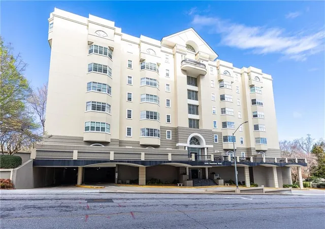 2499-peachtree-rd-ne-504-atlanta-ga-30305/hzid_890c8b2e