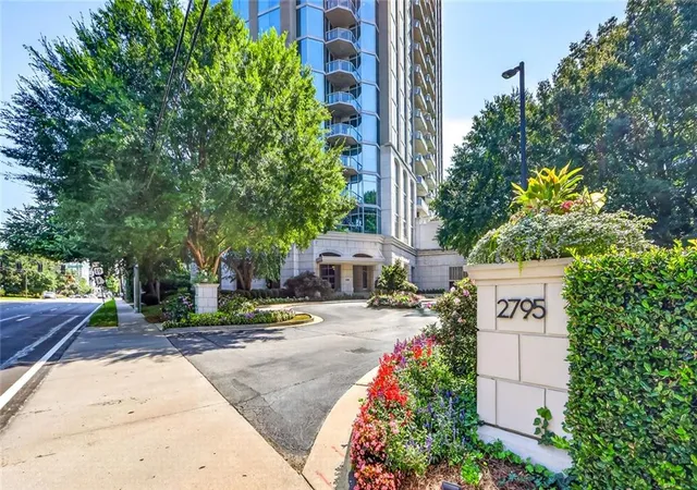 2795-peachtree-rd-ne-802-atlanta-ga-30305/hzid_067ef2c7