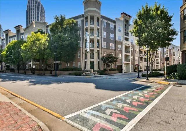 390-17th-street-2067-atlanta-ga-30363/hzid_cd7b0b36
