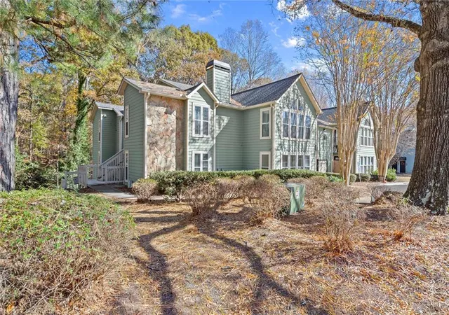 3209-cyn-point-cir-roswell-ga-30076/hzid_2d7d906c
