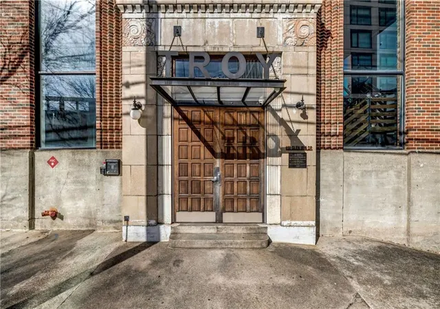 650-glen-iris-dr-ne-27-atlanta-ga-30308/hzid_b85f4489