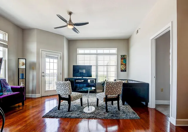 230-e-ponce-de-leon-ave-601-decatur-ga-30030/hzid_1892af9b