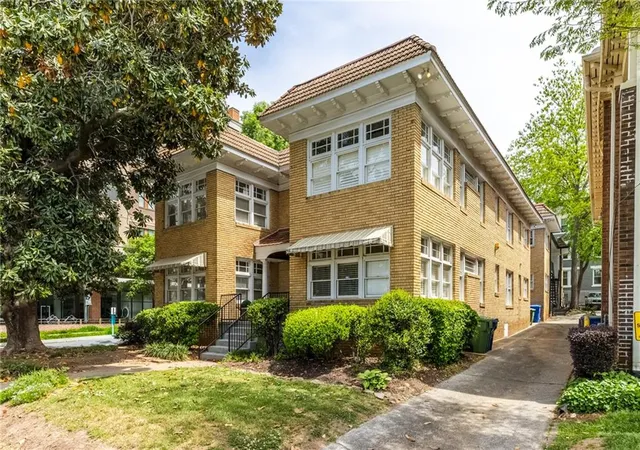 653-n-highland-ave-ne-2-atlanta-ga-30306/hzid_61c464d8