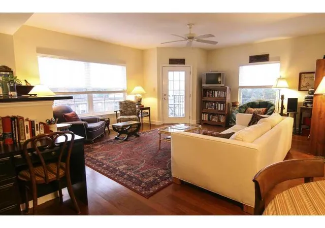 230-e-ponce-de-leon-ave-413-decatur-ga-30030/hzid_8f33d79d