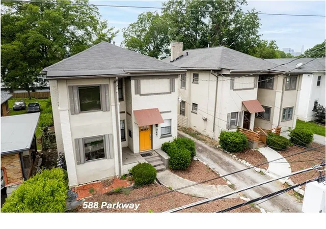 588-parkway-dr-ne-atlanta-ga-30308/hzid_7ef15b39