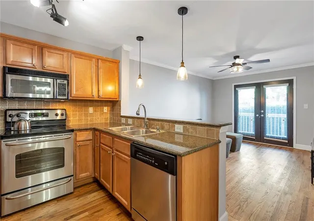 48-peachtree-ave-ne-414-atlanta-ga-30305/hzid_cc6d9845