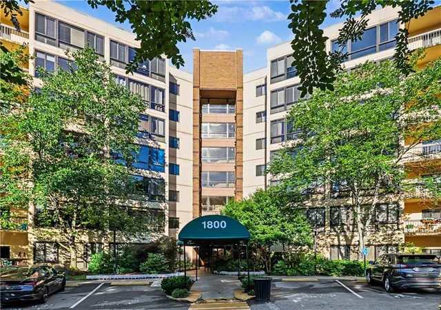 1800-clairmont-lake-711-decatur-ga-30033/hzid_ccf0e5ea