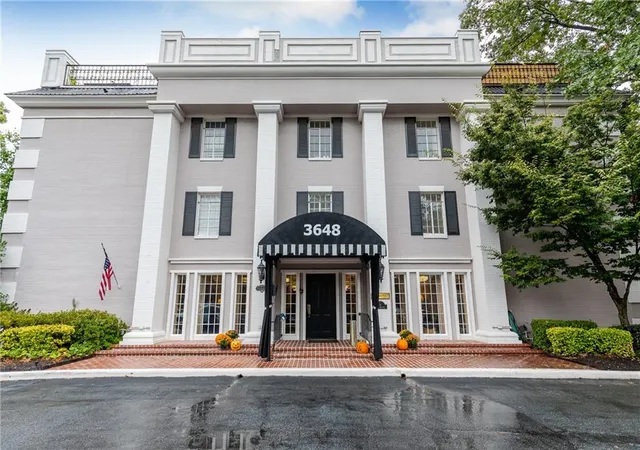 3648-peachtree-rd-ne-1h-atlanta-ga-30319/hzid_efba8ca9