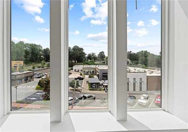 371-grant-cir-se-1844-atlanta-ga-30315/hzid_7092684f