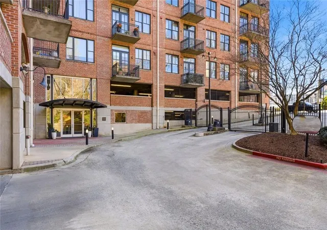 3235-roswell-rd-702-atlanta-ga-30305/hzid_39016882