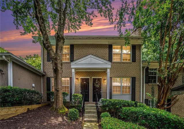 2232-dunseath-ave-nw-204-atlanta-ga-30318/hzid_10c170b9