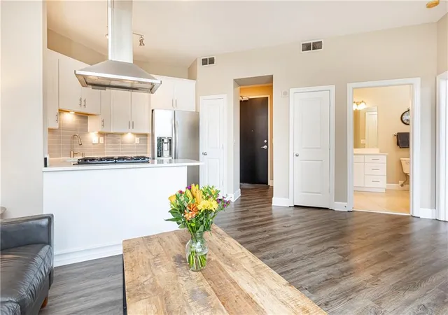 2626-peachtree-rd-nw-706-atlanta-ga-30305/hzid_6d3d3b55