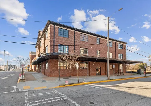 1805-harvard-ave-305-atlanta-ga-30337/hzid_1e203de9