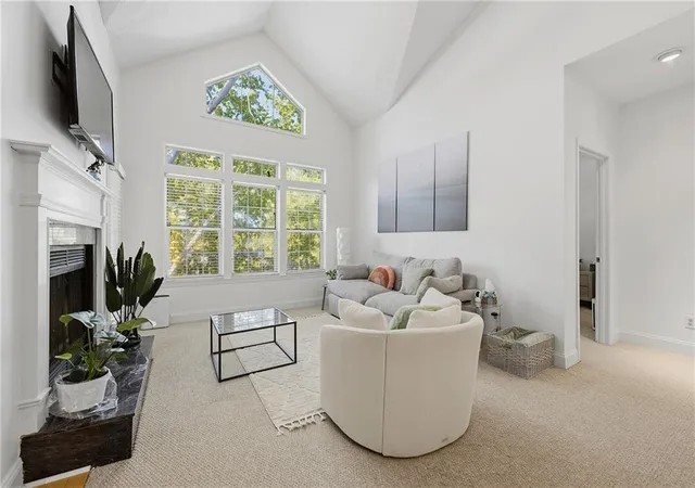 240-renaissance-pkwy-ne-108-atlanta-ga-30308/hzid_65d0fec5