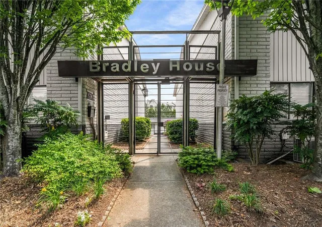 3501-roswell-rd-ne-102-atlanta-ga-30305/hzid_65e9b04e