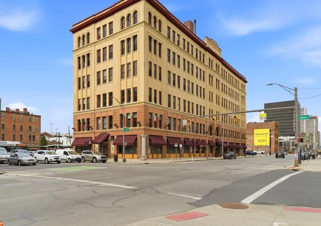 150-e-main-st-303-columbus-oh-43215/hzid_4fdabeda