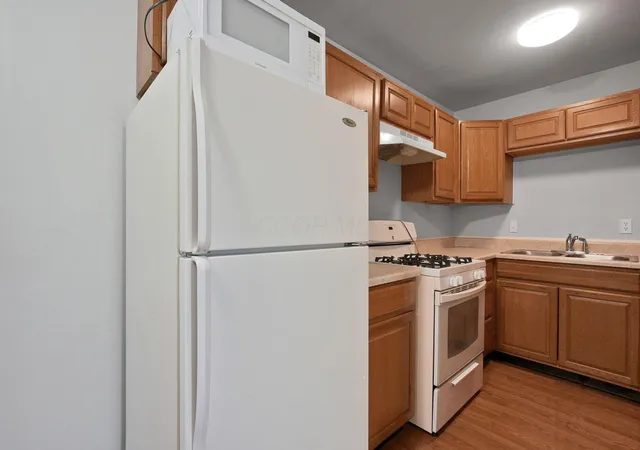 4696-tarryton-ct-s-7-3f-columbus-oh-43228/hzid_9f724fb8