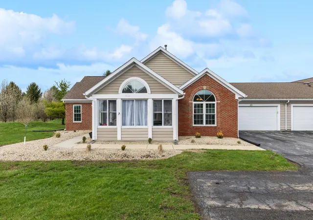 674-hampton-woods-dr-marion-oh-43302/hzid_8bfc3750