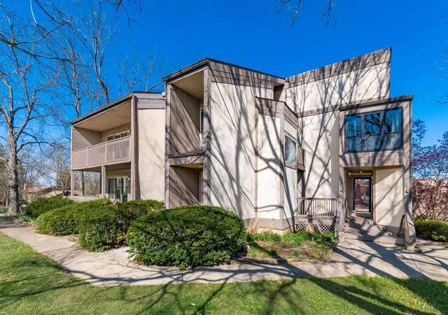 3230-donalda-ct-columbus-oh-43231/hzid_1ce121a8