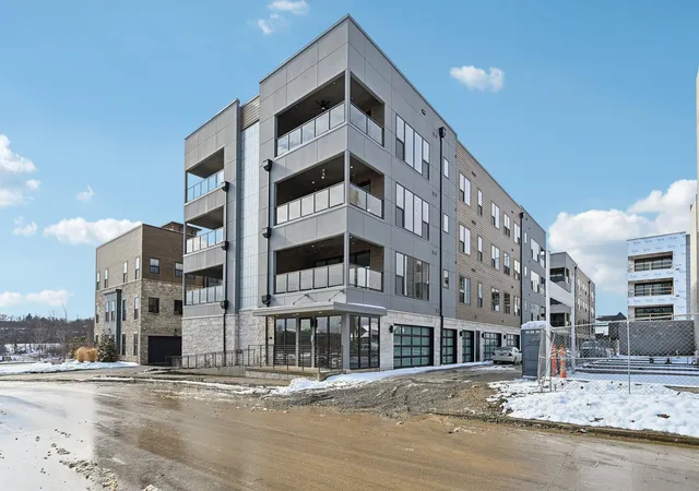 2842-gunnison-dr-401-columbus-oh-43228/hzid_6c5812b8
