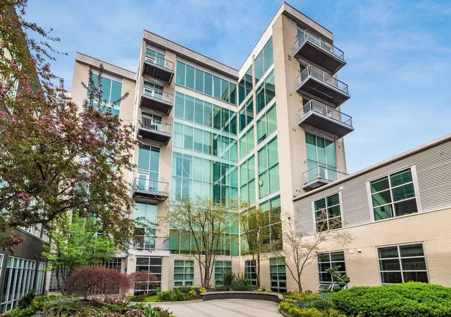 60-e-spring-st-317-columbus-oh-43215/hzid_ae22e55c