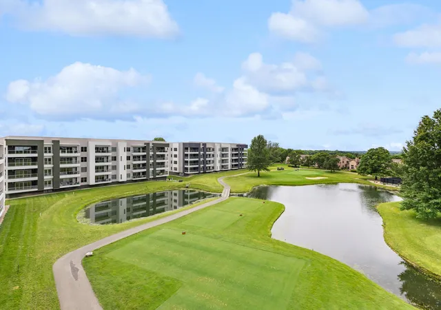 5233-highpointe-lakes-dr-402-westerville-oh-43081/hzid_6bee5db6