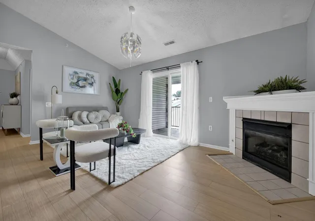 6200-harbour-pointe-301-columbus-oh-43231/hzid_30a304a9
