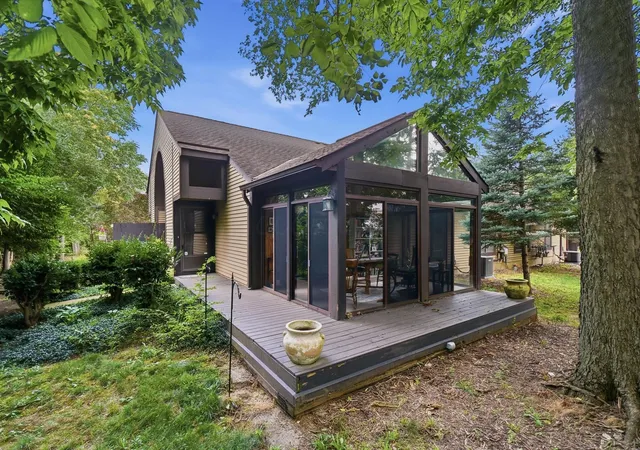 3111-rivermill-dr-29-columbus-oh-43220/hzid_2f4e14e8