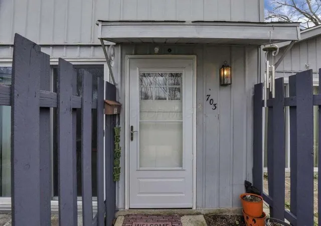 703-cherry-hollow-rd-b-columbus-oh-43228/hzid_459508d3