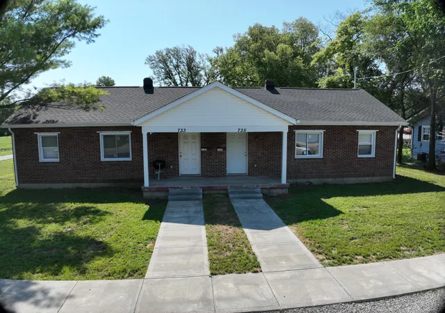 733-w-oakland-ave-washington-court-house-oh-43160/hzid_adabb8b7