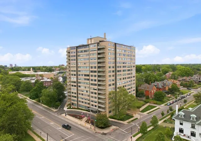 1620-e-broad-st-1108-columbus-oh-43203/hzid_bc2f748f