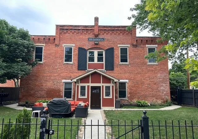 909-gustavus-ln-b-columbus-oh-43205/hzid_56346e6b