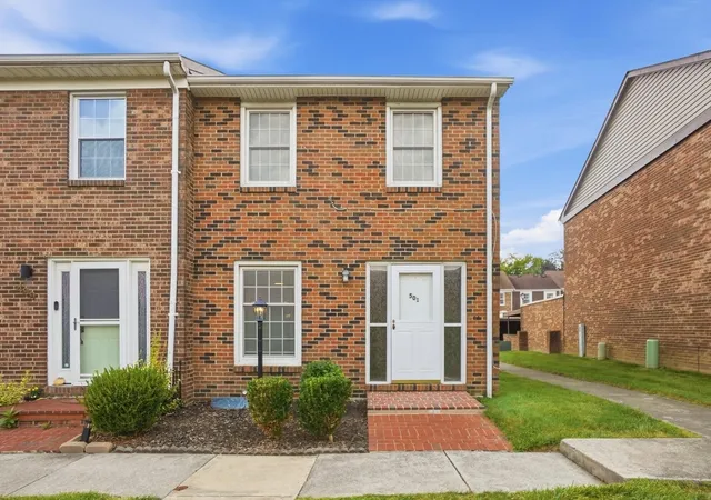 501-clairbrook-ave-jg8-columbus-oh-43228/hzid_58a51a09