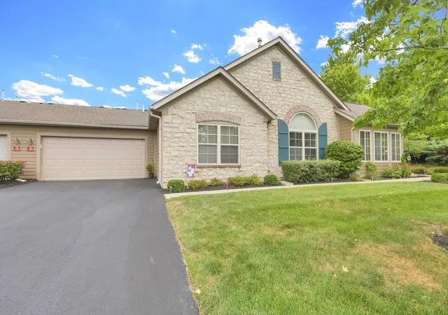 100-stonegate-dr-pataskala-oh-43062/hzid_6fd2a3d4