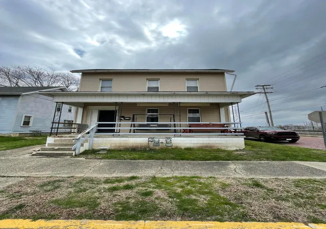 215-w-mound-st-circleville-oh-43113/hzid_48ba2974