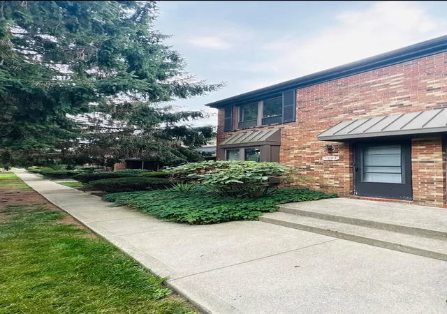 1599-mcnaughten-rd-columbus-oh-43232/hzid_501256ad