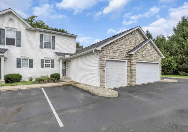 6748-axtel-dr-12d-canal-winchester-oh-43110/hzid_a7b212bd