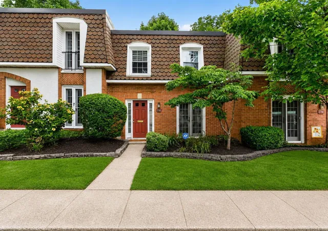 2782-chateau-cir-s-45-columbus-oh-43221/hzid_66e8a0be