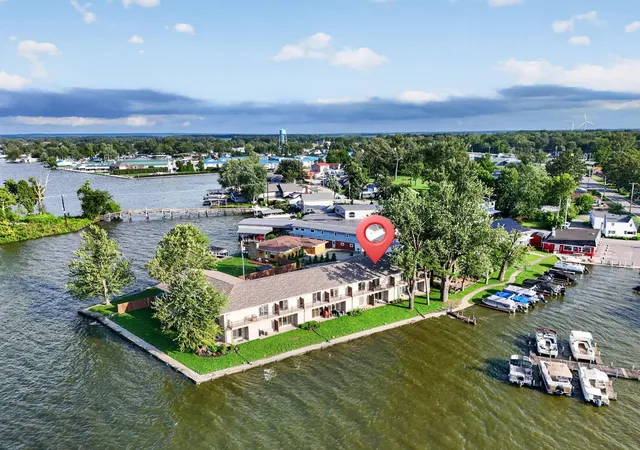 135-brads-wy-3-russells-point-oh-43348/hzid_52235fa7