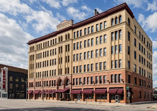 150-e-main-st-610-columbus-oh-43215/hzid_5091f5e6