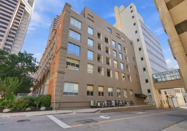 221-n-front-st-601-columbus-oh-43215/hzid_0123b80e