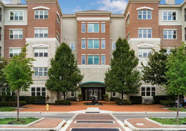 3175-tremont-rd-206-columbus-oh-43221/hzid_8707de37