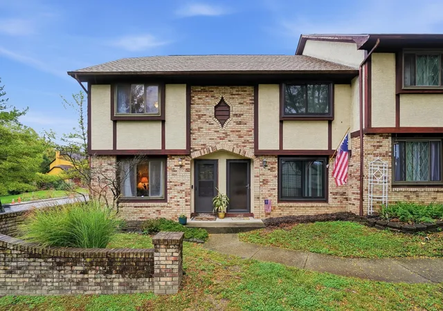 3026-blendon-woods-blvd-columbus-oh-43231/hzid_ec3a088d